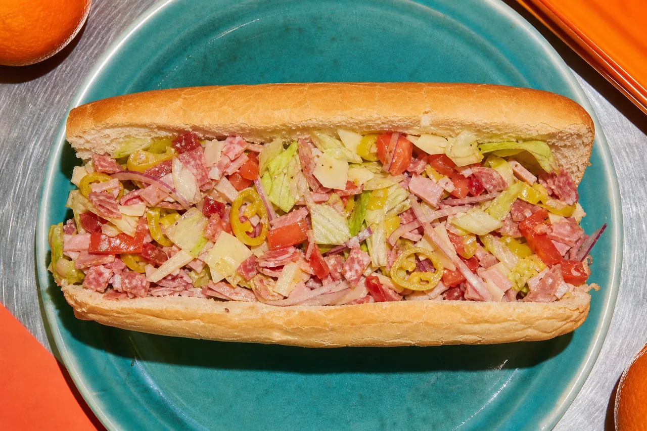 Chopped Italian sandwich américain