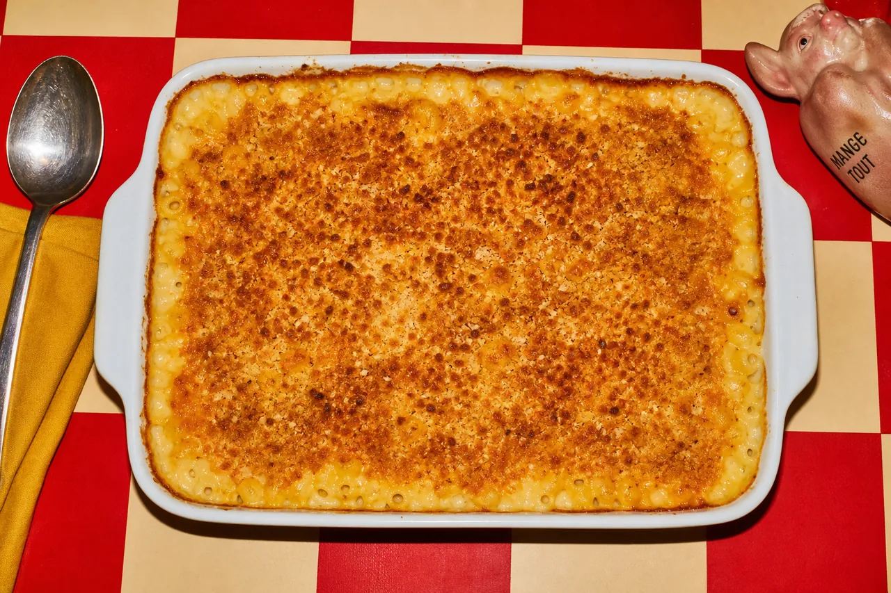 Le meilleur macaroni au fromage (The Very Best Mac and Cheese)