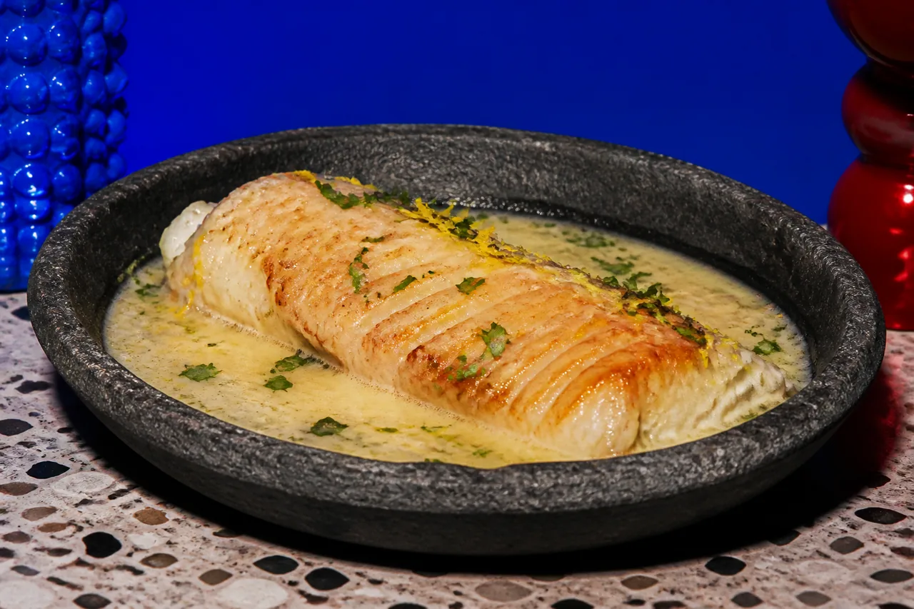 Filet d'empereur (orange roughy) poêlé, sauce beurre blanc au citron