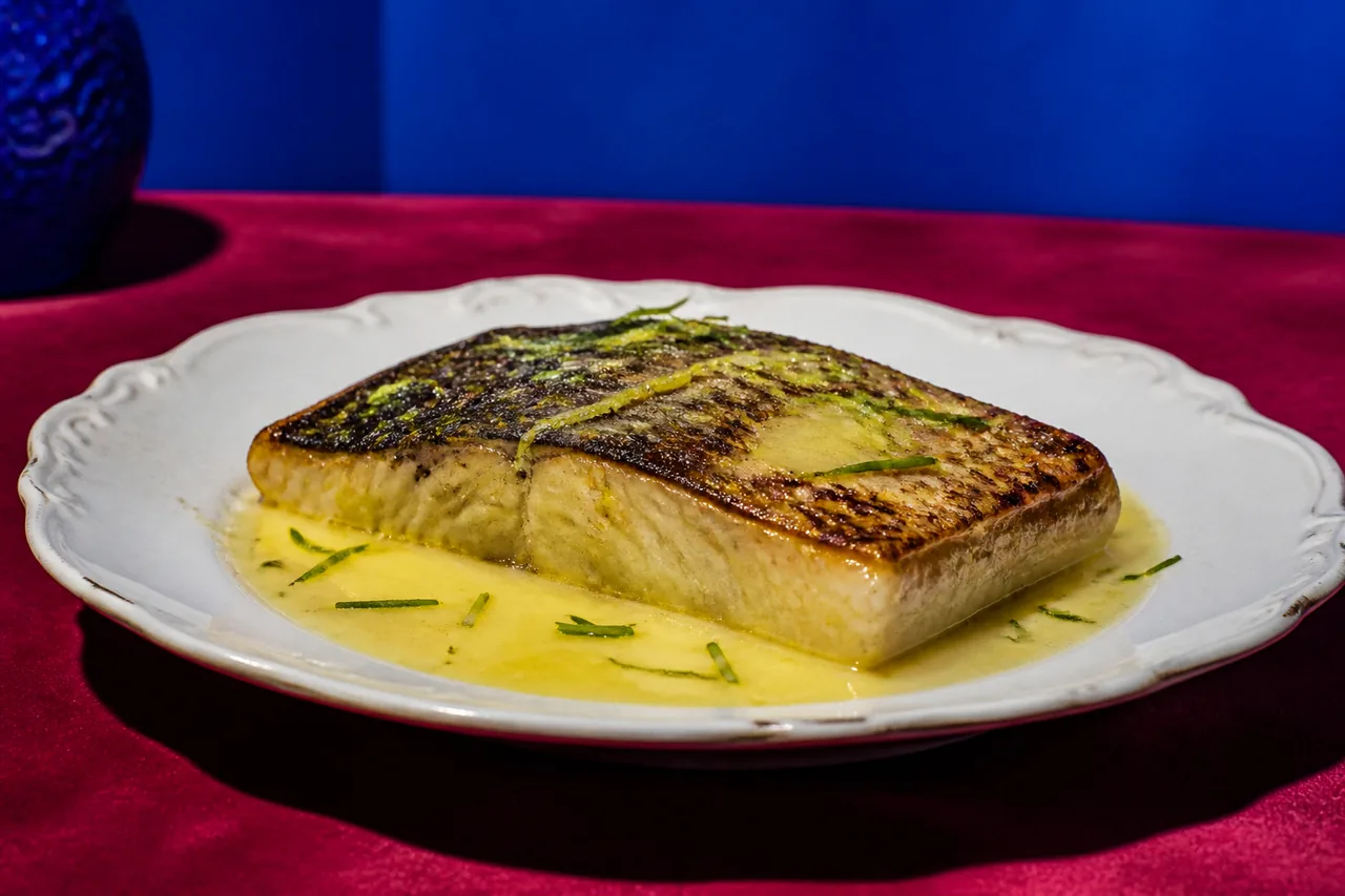 Légine australe des Kerguelen poêlée, sauce beurre blanc au citron vert