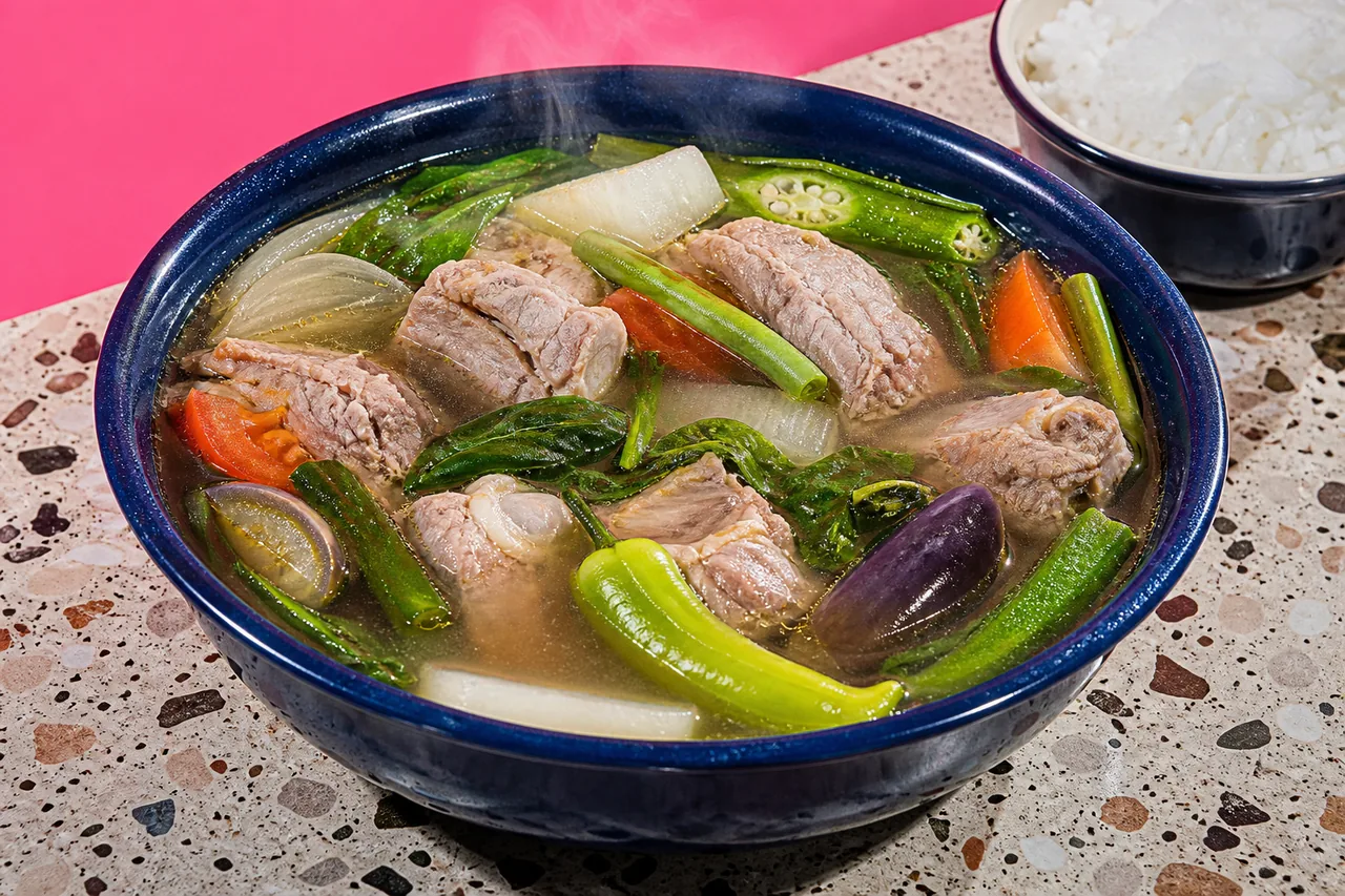 Sinigang na baboy (porc philippin au bouillon tamarin)