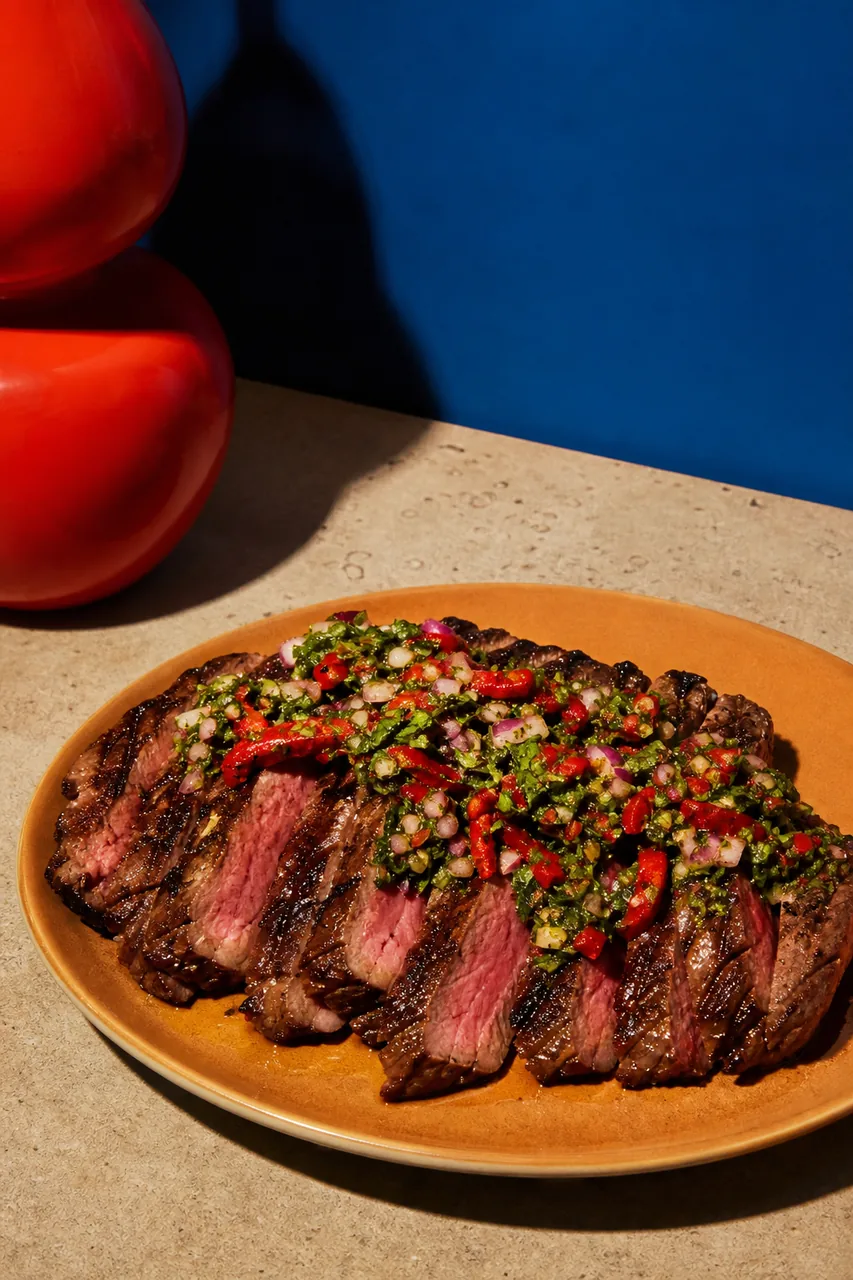 Bavette grillée, chimichurri au basilic thaï