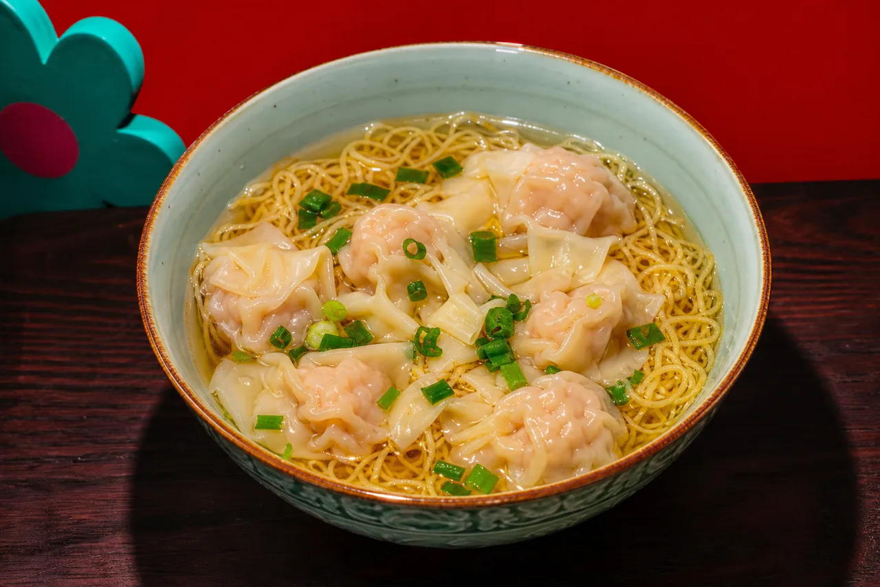 Soupe de nouilles wonton